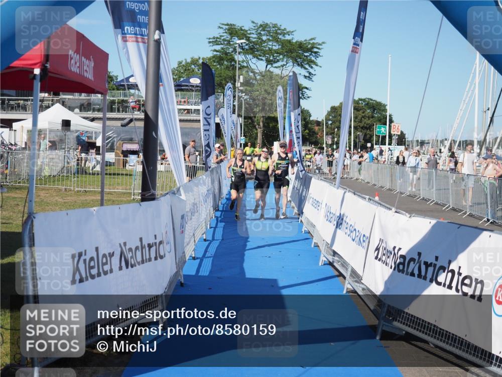 17.08.2025 - KN Förde Triathlon 2025 MichiJ http://msf.ph/oto/8580159 17.08.2025 16:22:05 Laufen 34 meine-sportfotos.de