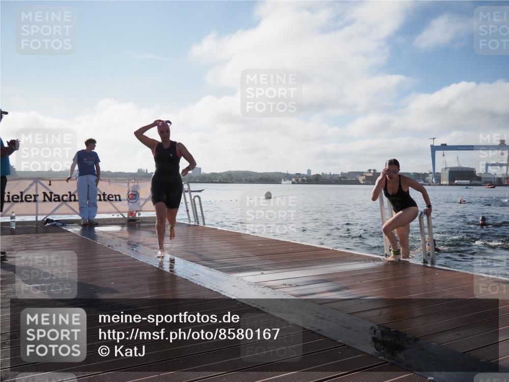 17.08.2025 - KN Förde Triathlon 2025 KatJ http://msf.ph/oto/8580167 17.08.2025 09:22:09 Schwimmen 208, 210, 213, 224, 210, 212, 213, 215, 224, 242 meine-sportfotos.de