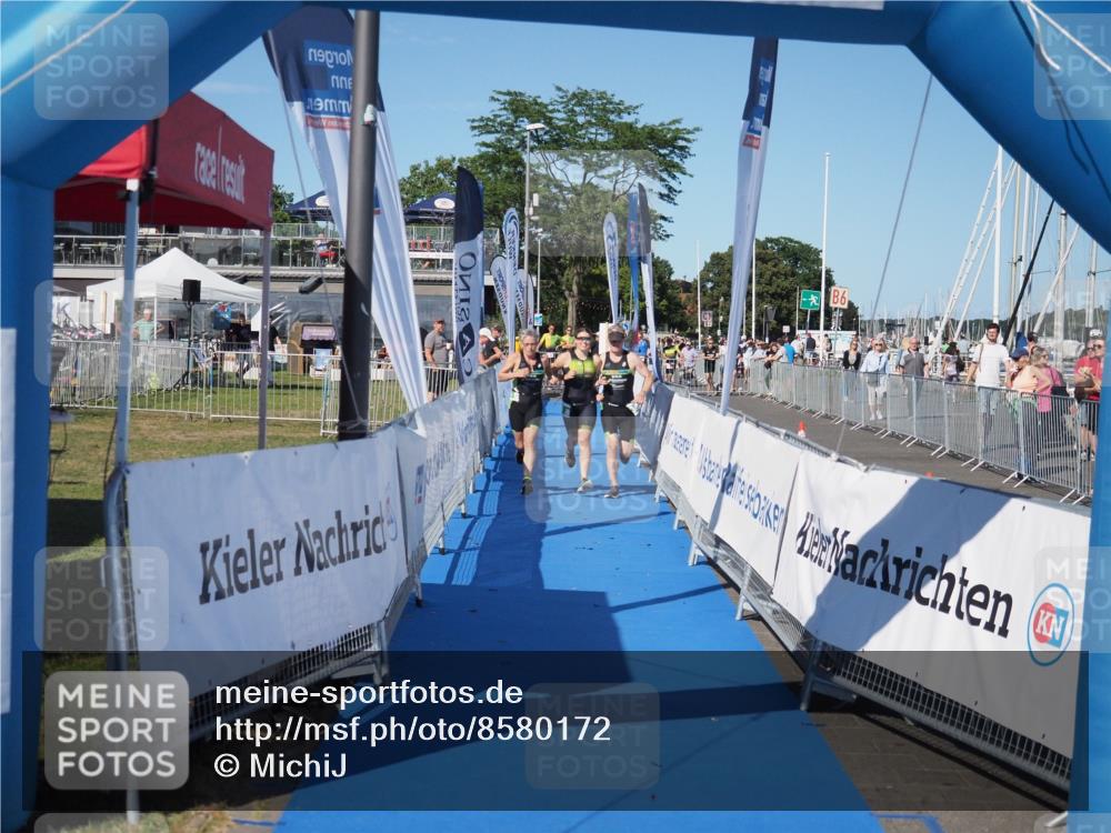 17.08.2025 - KN Förde Triathlon 2025 MichiJ http://msf.ph/oto/8580172 17.08.2025 16:22:06 Laufen 34 meine-sportfotos.de