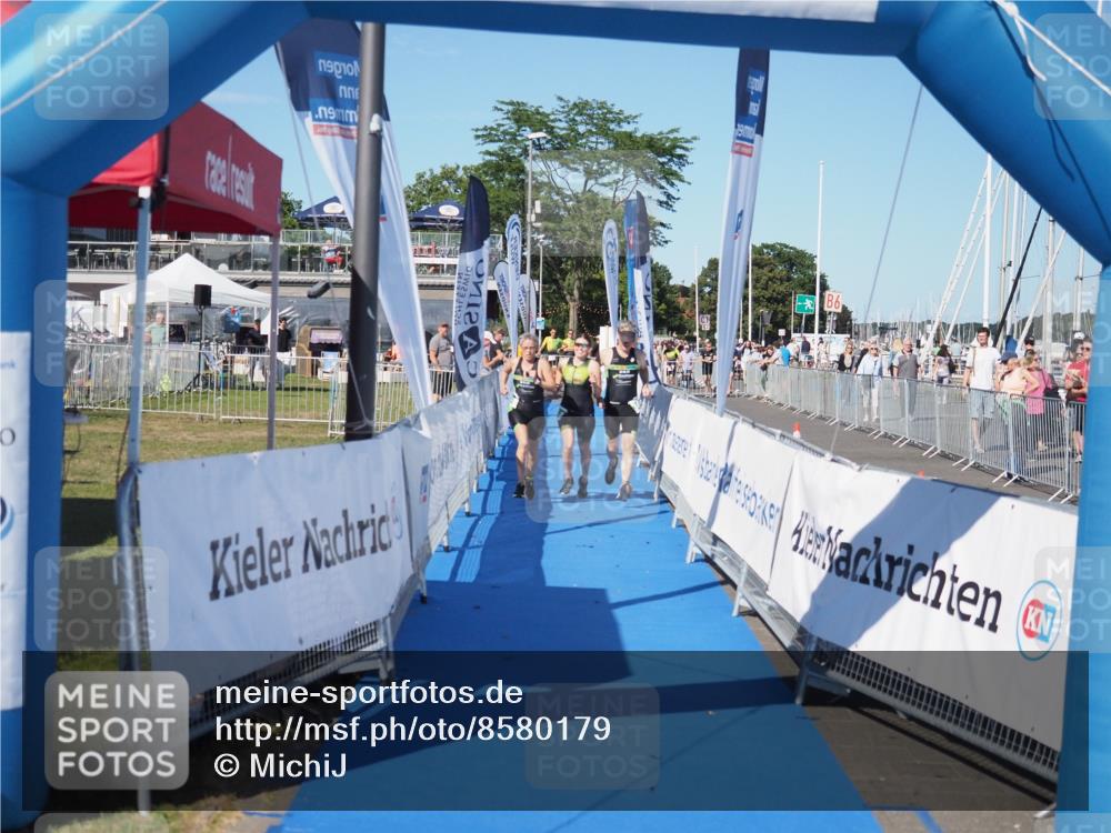 17.08.2025 - KN Förde Triathlon 2025 MichiJ http://msf.ph/oto/8580179 17.08.2025 16:22:06 Laufen 34 meine-sportfotos.de