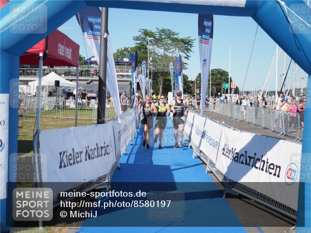 17.08.2025 - KN Förde Triathlon 2025 MichiJ http://msf.ph/oto/8580197 17.08.2025 16:22:07 Laufen 34 meine-sportfotos.de