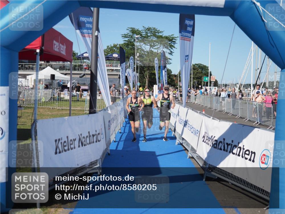 17.08.2025 - KN Förde Triathlon 2025 MichiJ http://msf.ph/oto/8580205 17.08.2025 16:22:07 Laufen 34 meine-sportfotos.de