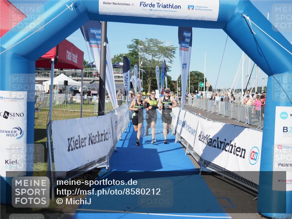 17.08.2025 - KN Förde Triathlon 2025 MichiJ http://msf.ph/oto/8580212 17.08.2025 16:22:07 Laufen 34 meine-sportfotos.de