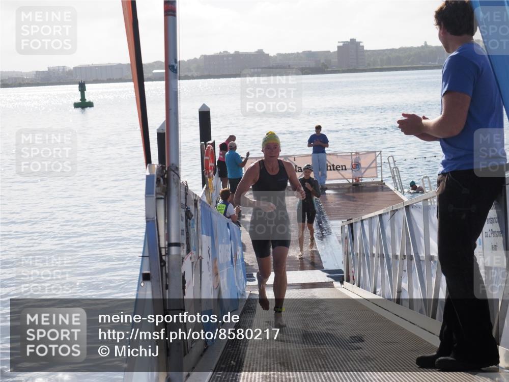 17.08.2025 - KN Förde Triathlon 2025 MichiJ http://msf.ph/oto/8580217 17.08.2025 09:18:10 Schwimmen 175, 182, 189, 189, 254 meine-sportfotos.de