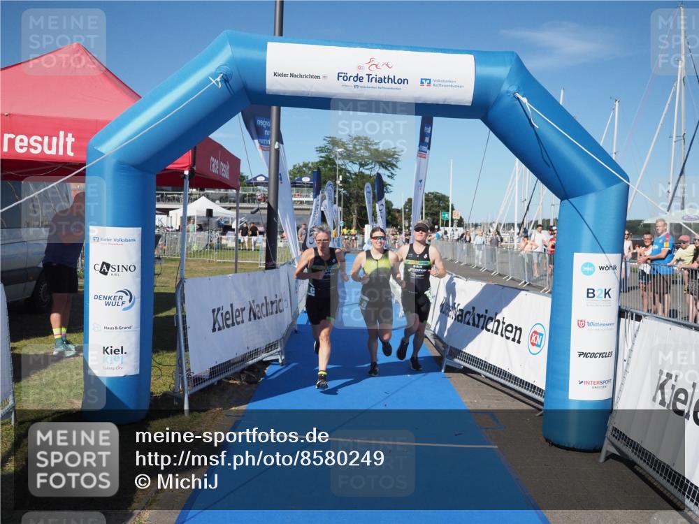 17.08.2025 - KN Förde Triathlon 2025 MichiJ http://msf.ph/oto/8580249 17.08.2025 16:22:08 Laufen 34 meine-sportfotos.de