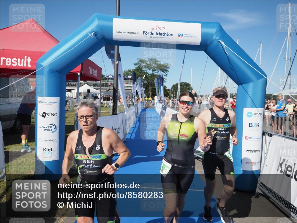 17.08.2025 - KN Förde Triathlon 2025 MichiJ http://msf.ph/oto/8580283 17.08.2025 16:22:10 Laufen 34 meine-sportfotos.de