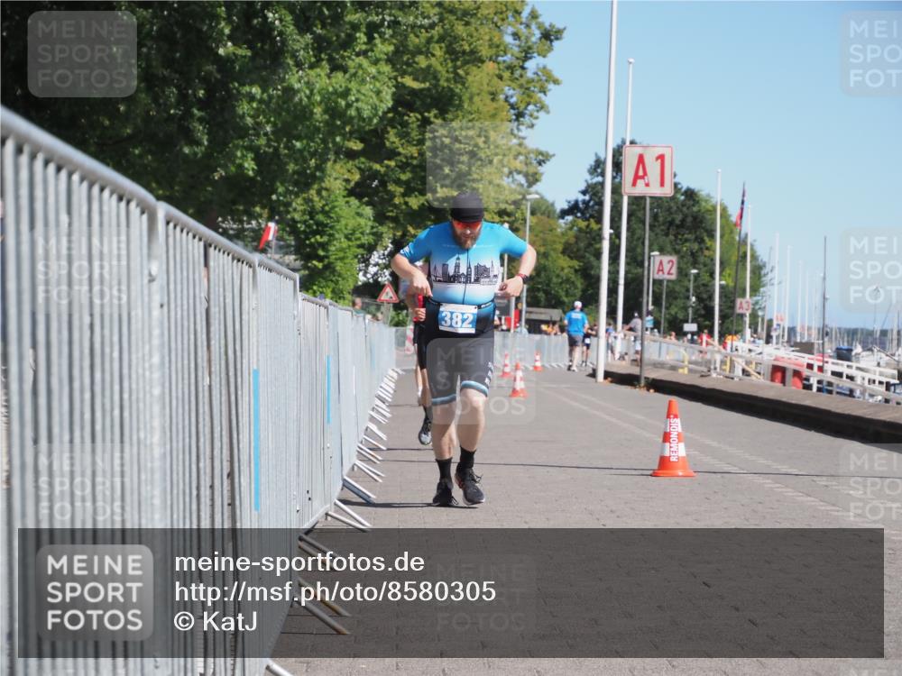 17.08.2025 - KN Förde Triathlon 2025 KatJ http://msf.ph/oto/8580305 17.08.2025 12:17:59 Laufen 368, 382 meine-sportfotos.de