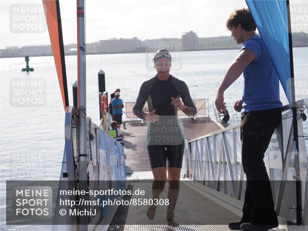 17.08.2025 - KN Förde Triathlon 2025 MichiJ http://msf.ph/oto/8580308 17.08.2025 09:18:16 Schwimmen 175, 189, 254, 174, 185, 254 meine-sportfotos.de