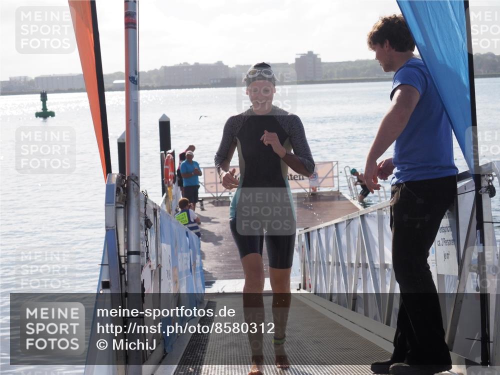 17.08.2025 - KN Förde Triathlon 2025 MichiJ http://msf.ph/oto/8580312 17.08.2025 09:18:16 Schwimmen 175, 189, 254, 174, 185, 254 meine-sportfotos.de
