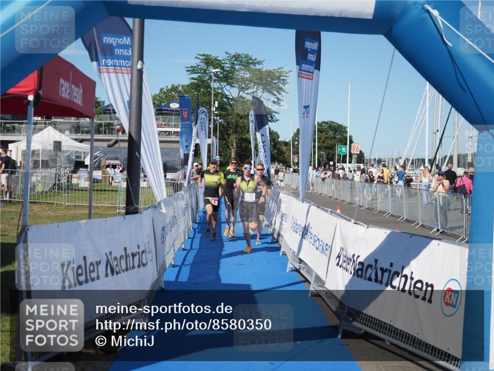 17.08.2025 - KN Förde Triathlon 2025 MichiJ http://msf.ph/oto/8580350 17.08.2025 16:23:13 Laufen 14 meine-sportfotos.de