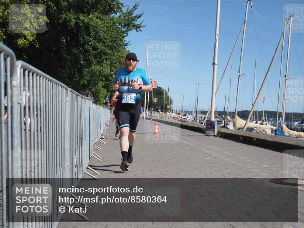 17.08.2025 - KN Förde Triathlon 2025 KatJ http://msf.ph/oto/8580364 17.08.2025 12:18:01 Laufen 368, 382, 621 meine-sportfotos.de