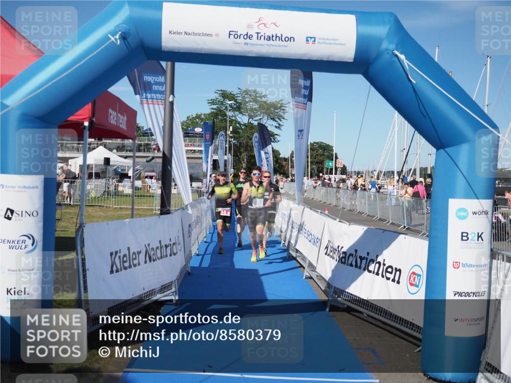 17.08.2025 - KN Förde Triathlon 2025 MichiJ http://msf.ph/oto/8580379 17.08.2025 16:23:14 Laufen 14 meine-sportfotos.de