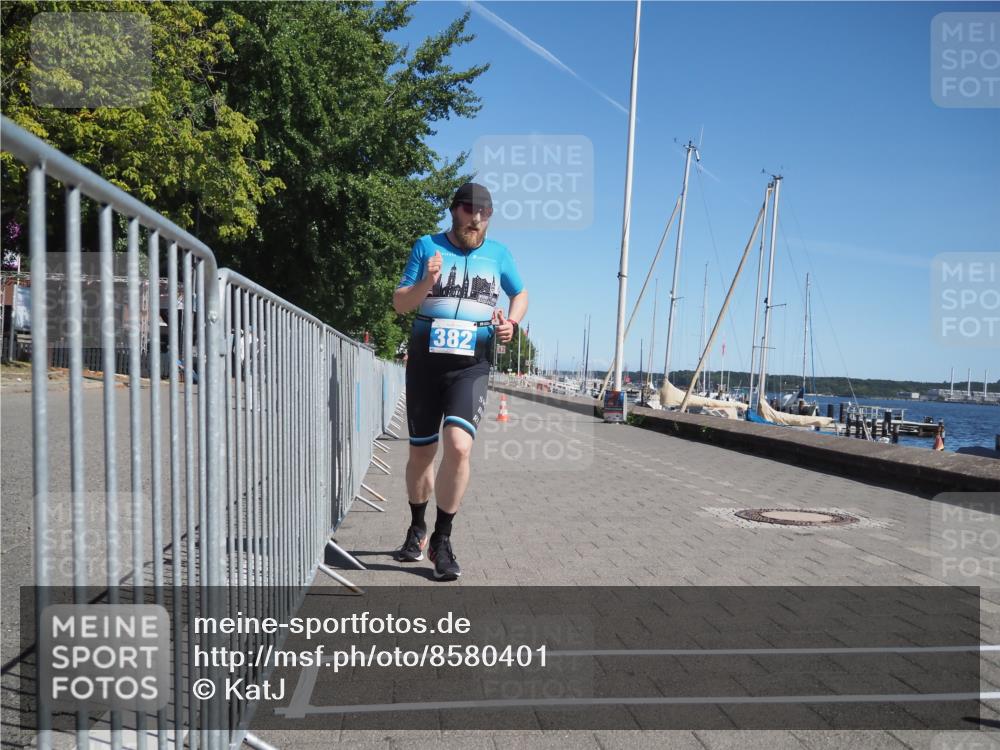 17.08.2025 - KN Förde Triathlon 2025 KatJ http://msf.ph/oto/8580401 17.08.2025 12:18:02 Laufen 368, 382, 621 meine-sportfotos.de