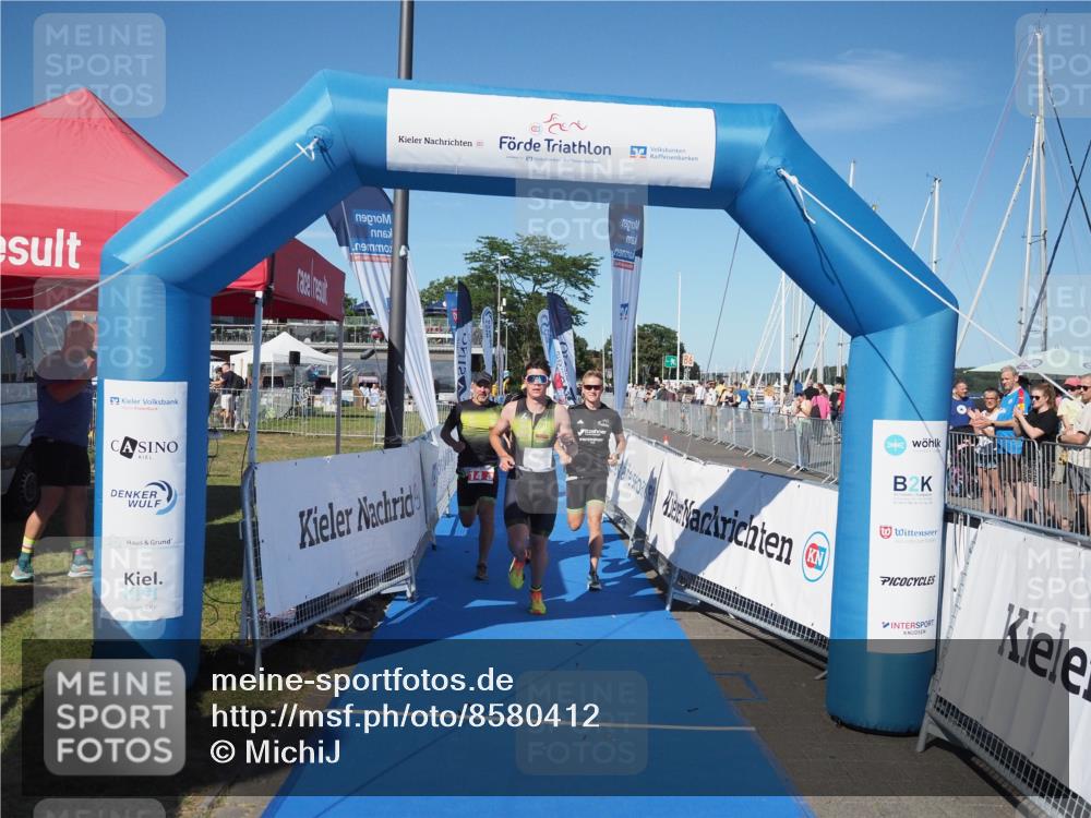 17.08.2025 - KN Förde Triathlon 2025 MichiJ http://msf.ph/oto/8580412 17.08.2025 16:23:15 Laufen 14 meine-sportfotos.de
