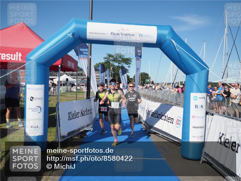 17.08.2025 - KN Förde Triathlon 2025 MichiJ http://msf.ph/oto/8580422 17.08.2025 16:23:16 Laufen 14 meine-sportfotos.de