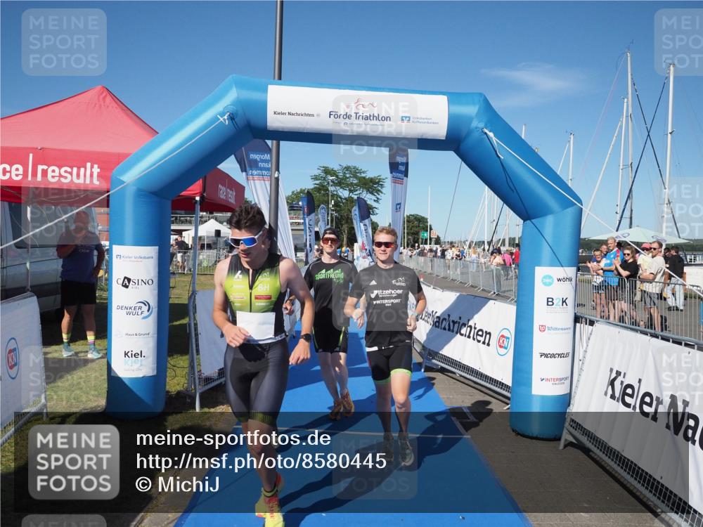 17.08.2025 - KN Förde Triathlon 2025 MichiJ http://msf.ph/oto/8580445 17.08.2025 16:23:17 Laufen 14 meine-sportfotos.de