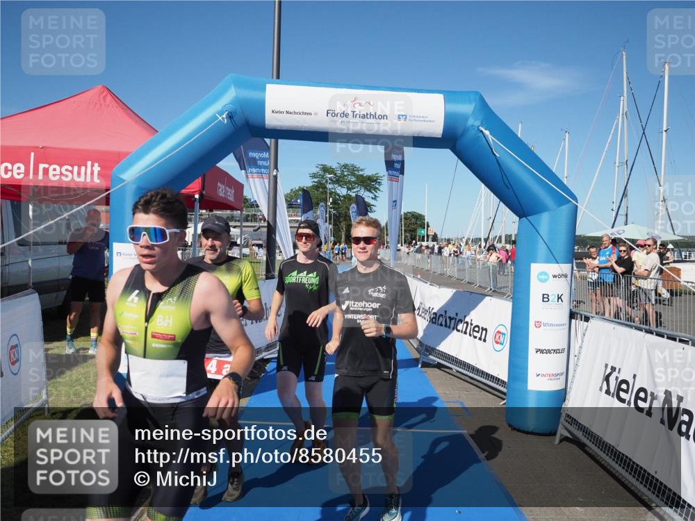 17.08.2025 - KN Förde Triathlon 2025 MichiJ http://msf.ph/oto/8580455 17.08.2025 16:23:17 Laufen 14 meine-sportfotos.de