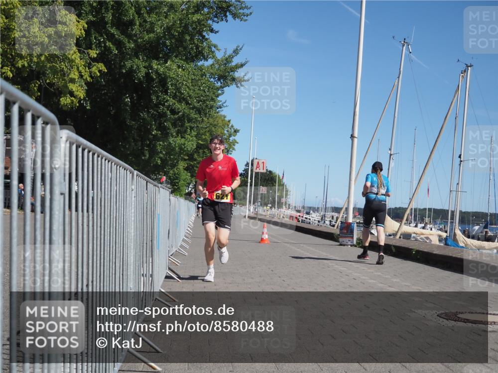17.08.2025 - KN Förde Triathlon 2025 KatJ http://msf.ph/oto/8580488 17.08.2025 12:18:08 Laufen 368, 621 meine-sportfotos.de