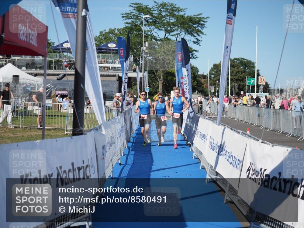 17.08.2025 - KN Förde Triathlon 2025 MichiJ http://msf.ph/oto/8580491 17.08.2025 16:23:39 Laufen 11 meine-sportfotos.de