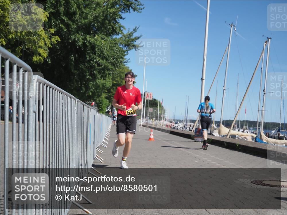 17.08.2025 - KN Förde Triathlon 2025 KatJ http://msf.ph/oto/8580501 17.08.2025 12:18:09 Laufen 368, 621 meine-sportfotos.de
