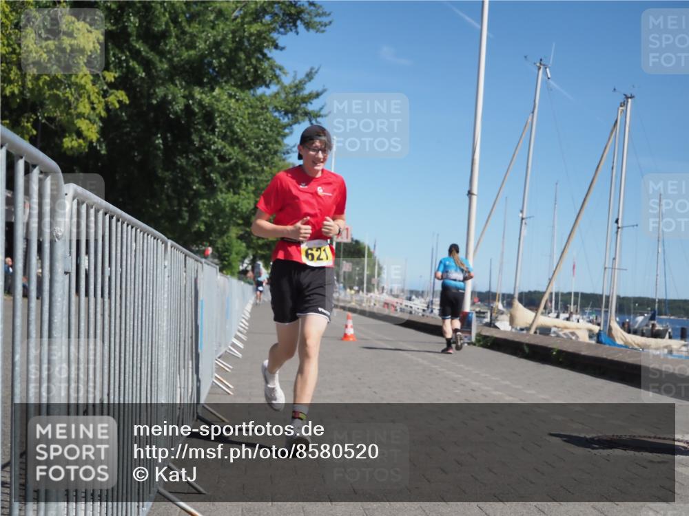 17.08.2025 - KN Förde Triathlon 2025 KatJ http://msf.ph/oto/8580520 17.08.2025 12:18:09 Laufen 368, 621 meine-sportfotos.de