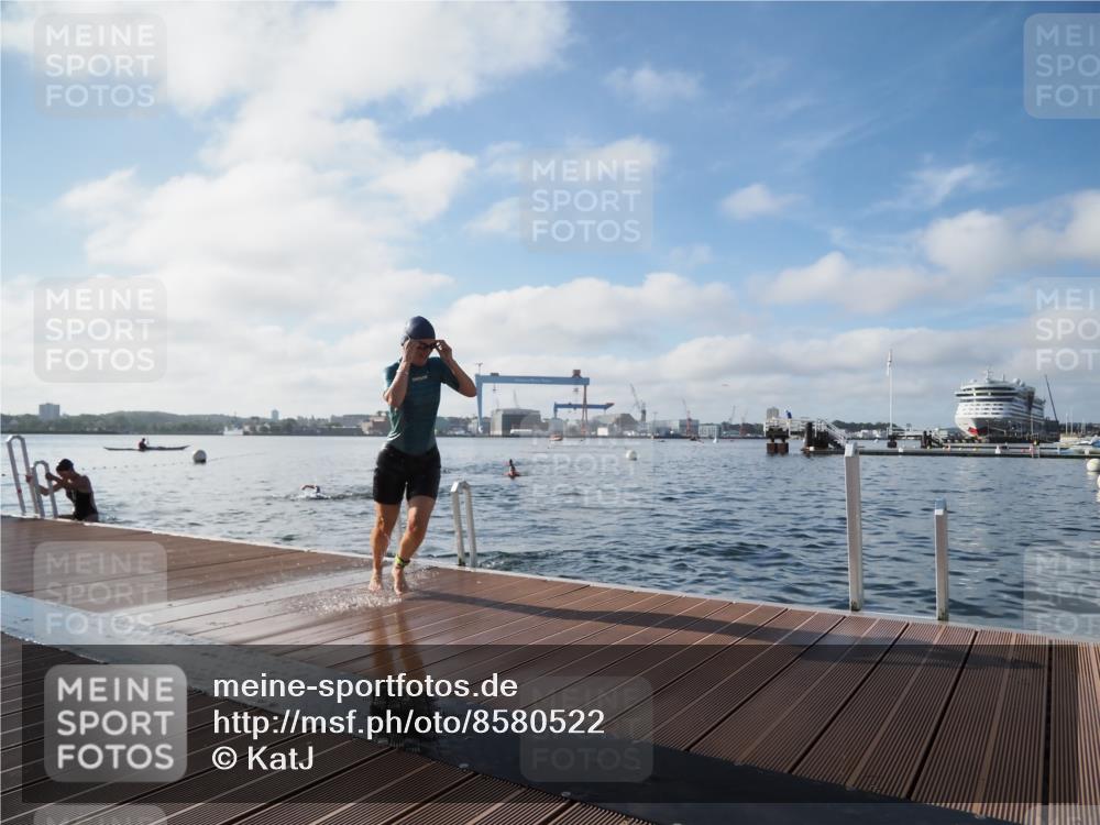 17.08.2025 - KN Förde Triathlon 2025 KatJ http://msf.ph/oto/8580522 17.08.2025 09:22:42 Schwimmen 246, 249, 235, 246, 249 meine-sportfotos.de
