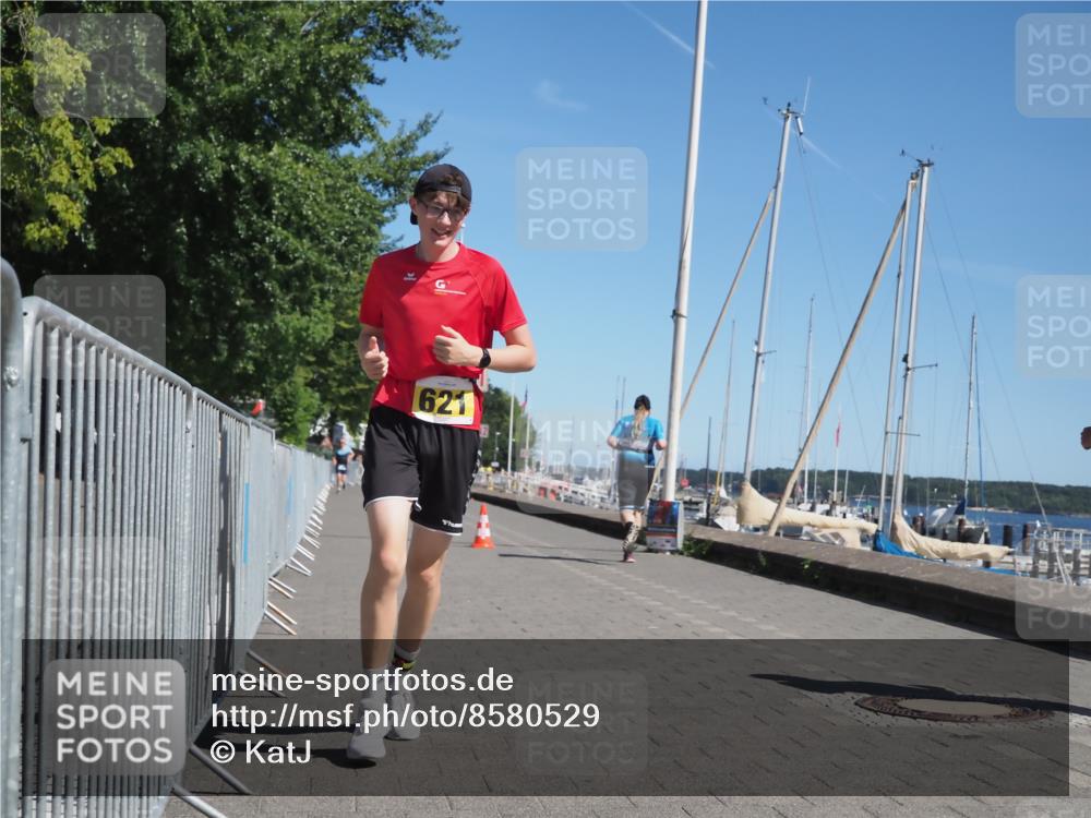17.08.2025 - KN Förde Triathlon 2025 KatJ http://msf.ph/oto/8580529 17.08.2025 12:18:10 Laufen 621 meine-sportfotos.de