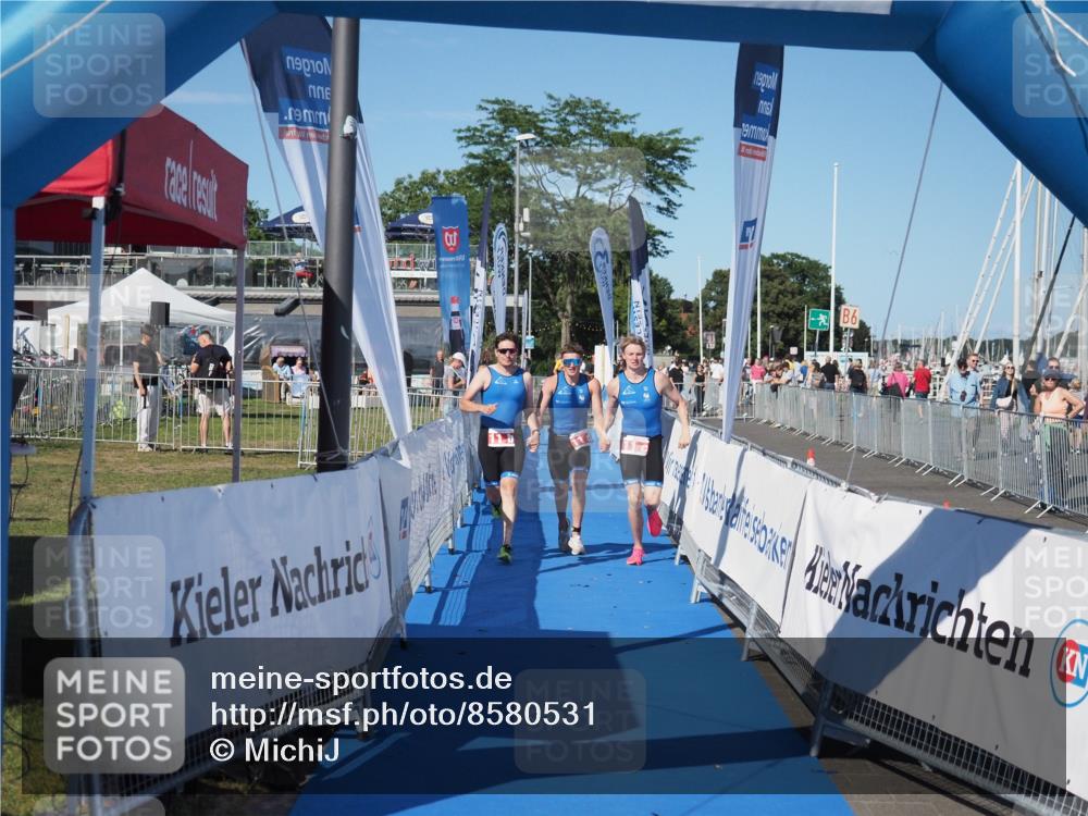 17.08.2025 - KN Förde Triathlon 2025 MichiJ http://msf.ph/oto/8580531 17.08.2025 16:23:40 Laufen 11 meine-sportfotos.de