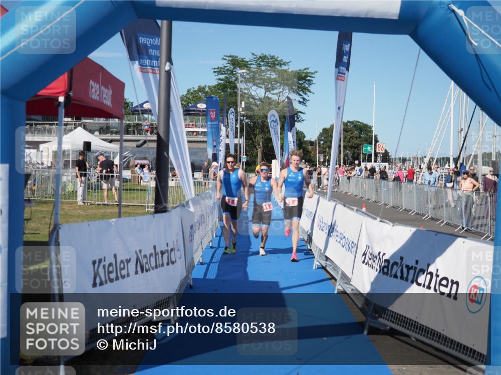 17.08.2025 - KN Förde Triathlon 2025 MichiJ http://msf.ph/oto/8580538 17.08.2025 16:23:41 Laufen 11 meine-sportfotos.de