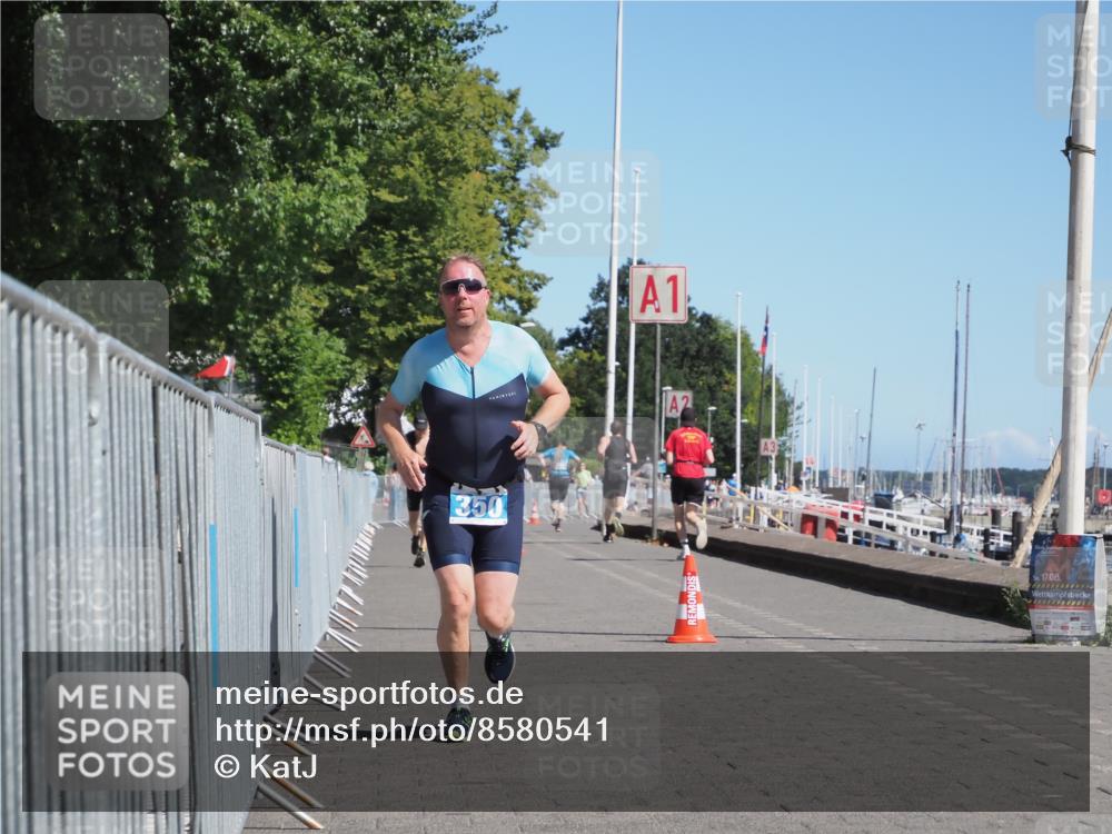 17.08.2025 - KN Förde Triathlon 2025 KatJ http://msf.ph/oto/8580541 17.08.2025 12:18:25 Laufen 350 meine-sportfotos.de