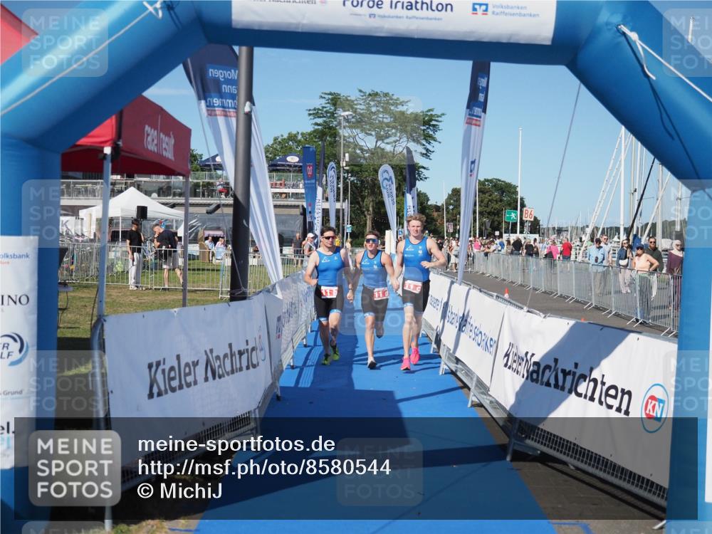 17.08.2025 - KN Förde Triathlon 2025 MichiJ http://msf.ph/oto/8580544 17.08.2025 16:23:41 Laufen 11 meine-sportfotos.de