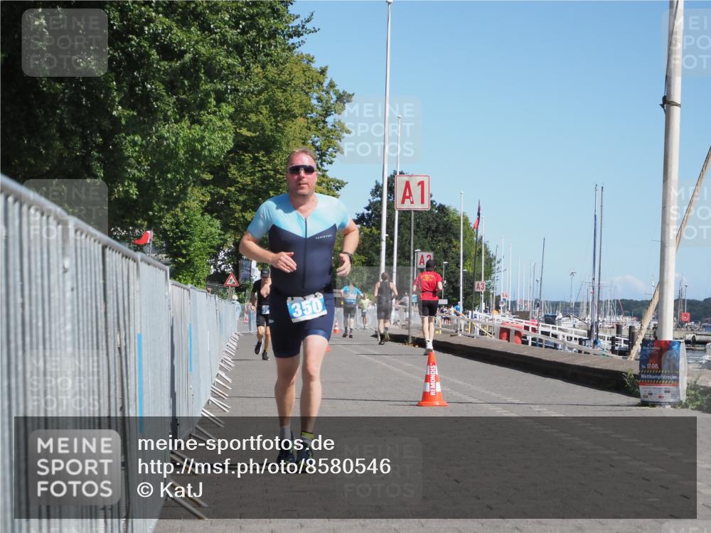 17.08.2025 - KN Förde Triathlon 2025 KatJ http://msf.ph/oto/8580546 17.08.2025 12:18:25 Laufen 350 meine-sportfotos.de