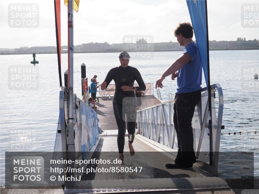 17.08.2025 - KN Förde Triathlon 2025 MichiJ http://msf.ph/oto/8580547 17.08.2025 09:18:38 Schwimmen 174, 185, 192, 153, 192, 250 meine-sportfotos.de