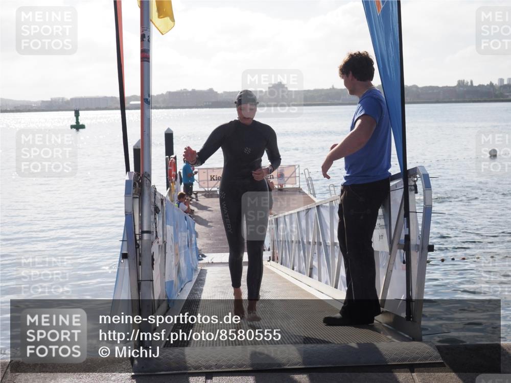 17.08.2025 - KN Förde Triathlon 2025 MichiJ http://msf.ph/oto/8580555 17.08.2025 09:18:38 Schwimmen 174, 185, 192, 153, 192, 250 meine-sportfotos.de