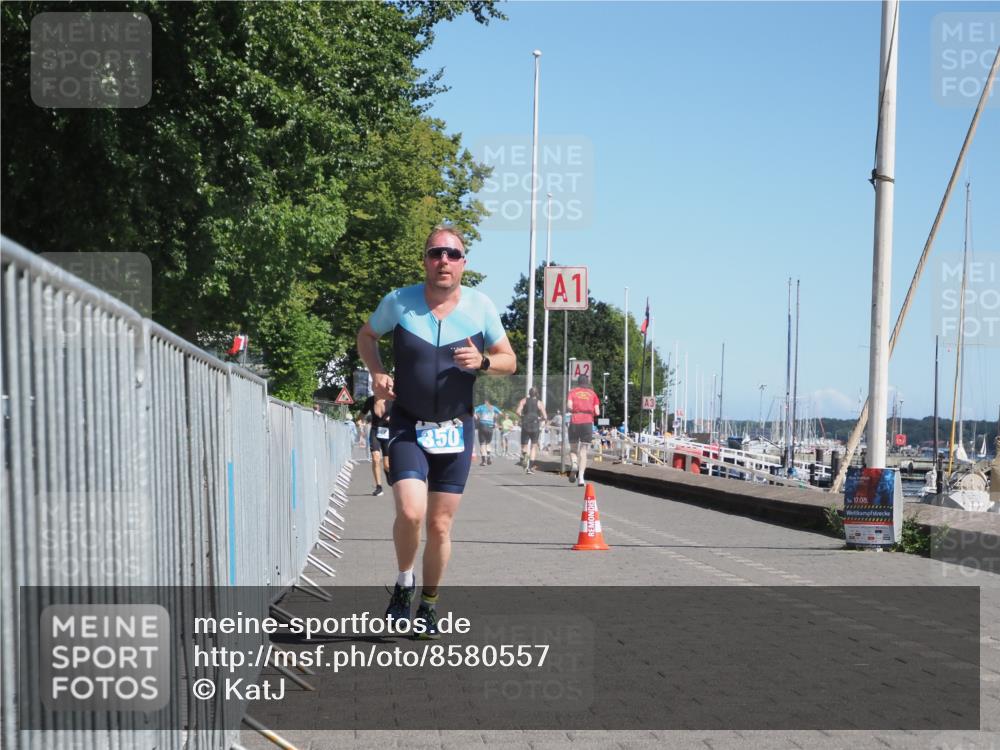 17.08.2025 - KN Förde Triathlon 2025 KatJ http://msf.ph/oto/8580557 17.08.2025 12:18:25 Laufen 350 meine-sportfotos.de