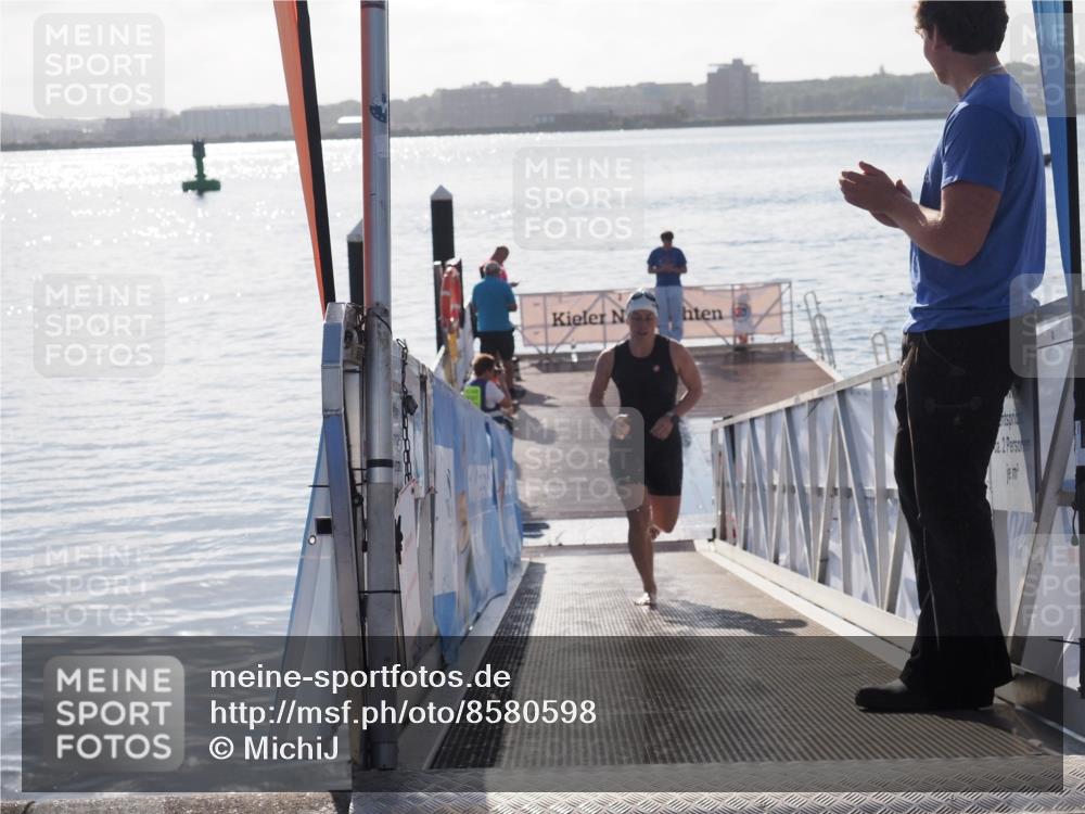 17.08.2025 - KN Förde Triathlon 2025 MichiJ http://msf.ph/oto/8580598 17.08.2025 09:18:42 Schwimmen 174, 192, 250, 153, 250 meine-sportfotos.de