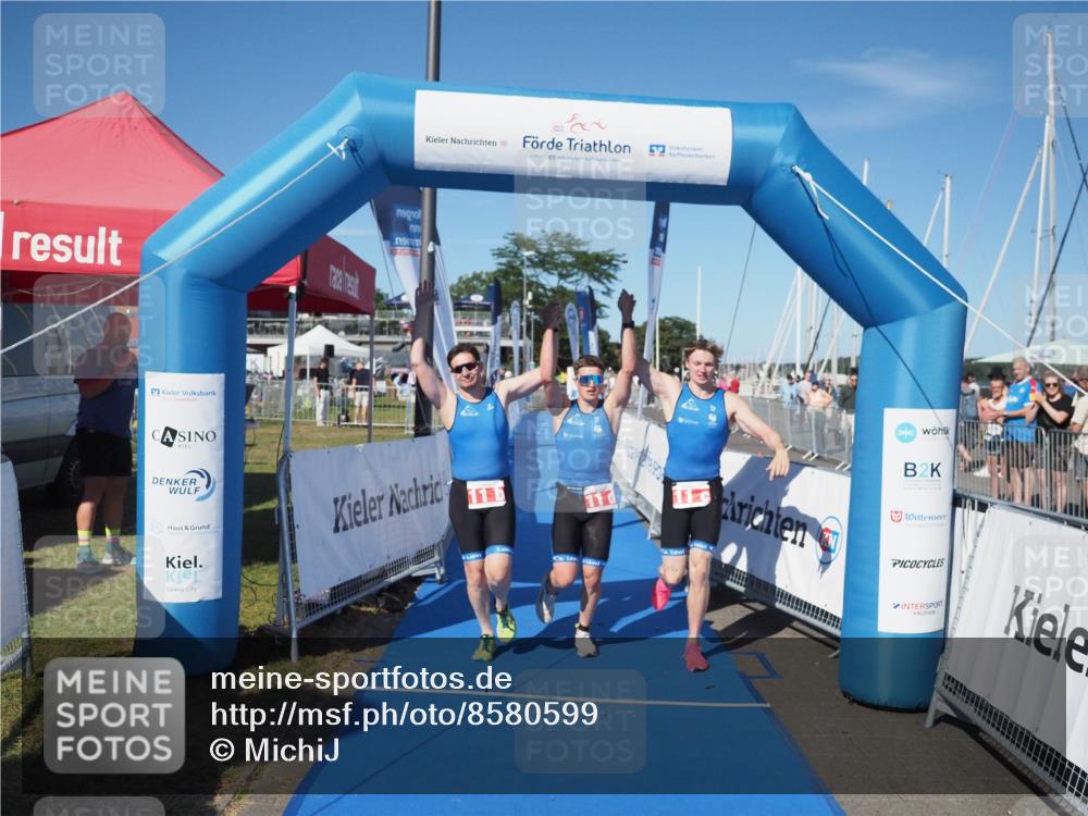 17.08.2025 - KN Förde Triathlon 2025 MichiJ http://msf.ph/oto/8580599 17.08.2025 16:23:43 Laufen 11 meine-sportfotos.de