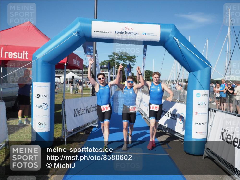 17.08.2025 - KN Förde Triathlon 2025 MichiJ http://msf.ph/oto/8580602 17.08.2025 16:23:43 Laufen 11 meine-sportfotos.de