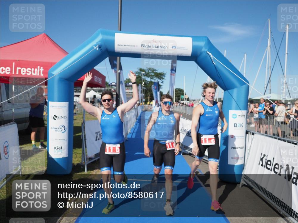 17.08.2025 - KN Förde Triathlon 2025 MichiJ http://msf.ph/oto/8580617 17.08.2025 16:23:44 Laufen 11 meine-sportfotos.de
