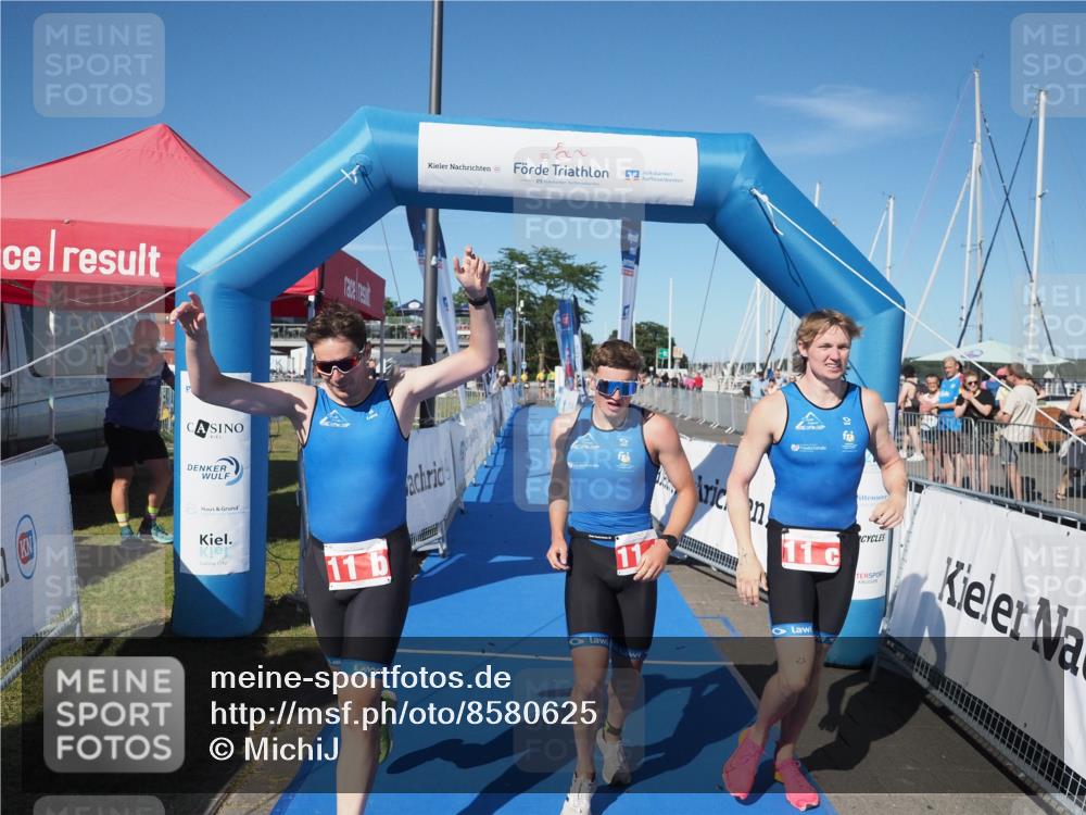 17.08.2025 - KN Förde Triathlon 2025 MichiJ http://msf.ph/oto/8580625 17.08.2025 16:23:44 Laufen 11 meine-sportfotos.de