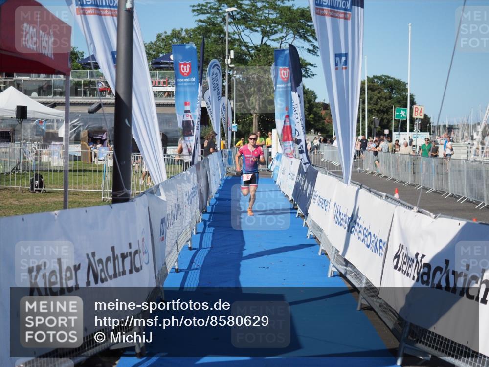 17.08.2025 - KN Förde Triathlon 2025 MichiJ http://msf.ph/oto/8580629 17.08.2025 16:25:01 Laufen 8 meine-sportfotos.de