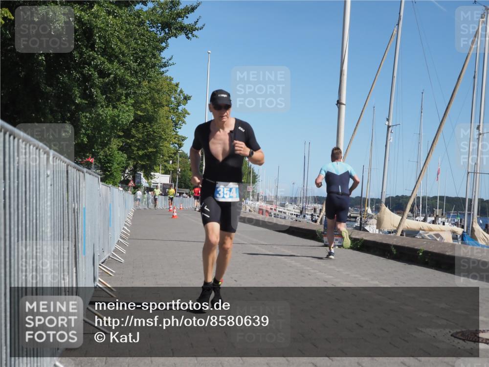 17.08.2025 - KN Förde Triathlon 2025 KatJ http://msf.ph/oto/8580639 17.08.2025 12:18:36 Laufen 354 meine-sportfotos.de