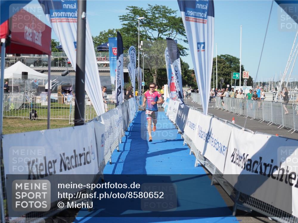 17.08.2025 - KN Förde Triathlon 2025 MichiJ http://msf.ph/oto/8580652 17.08.2025 16:25:02 Laufen 8 meine-sportfotos.de