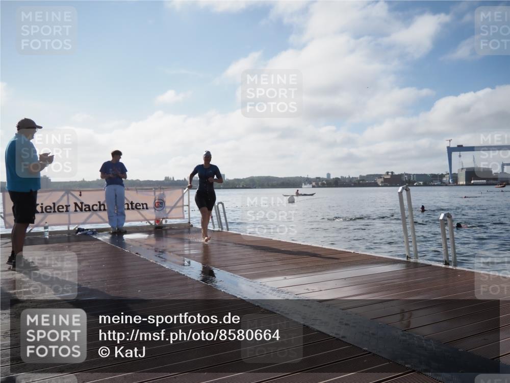 17.08.2025 - KN Förde Triathlon 2025 KatJ http://msf.ph/oto/8580664 17.08.2025 09:22:56 Schwimmen 234, 234, 249 meine-sportfotos.de