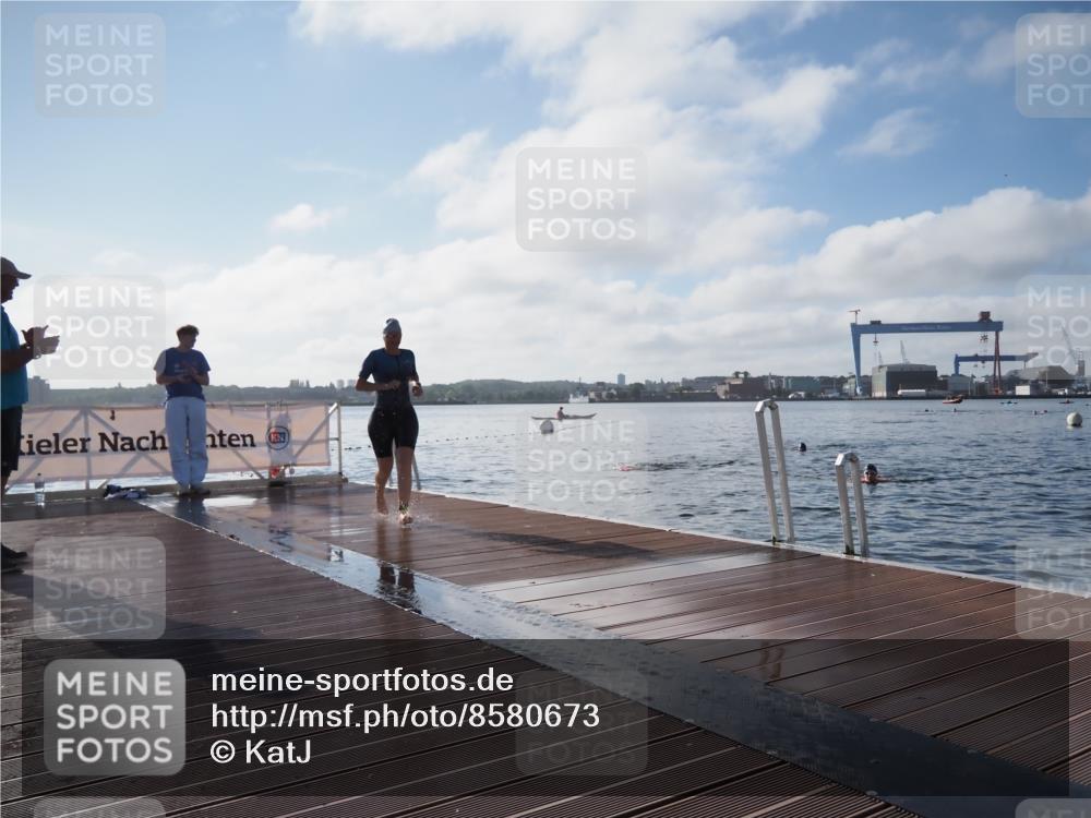 17.08.2025 - KN Förde Triathlon 2025 KatJ http://msf.ph/oto/8580673 17.08.2025 09:22:57 Schwimmen 234, 234, 249 meine-sportfotos.de