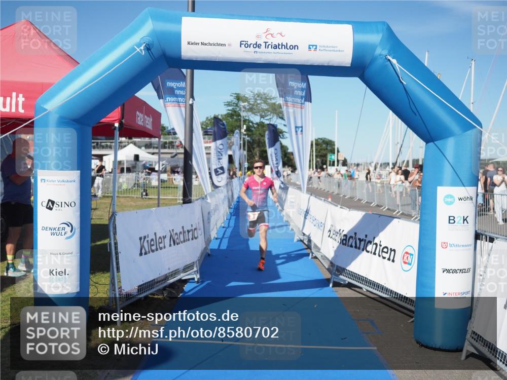 17.08.2025 - KN Förde Triathlon 2025 MichiJ http://msf.ph/oto/8580702 17.08.2025 16:25:04 Laufen 8 meine-sportfotos.de