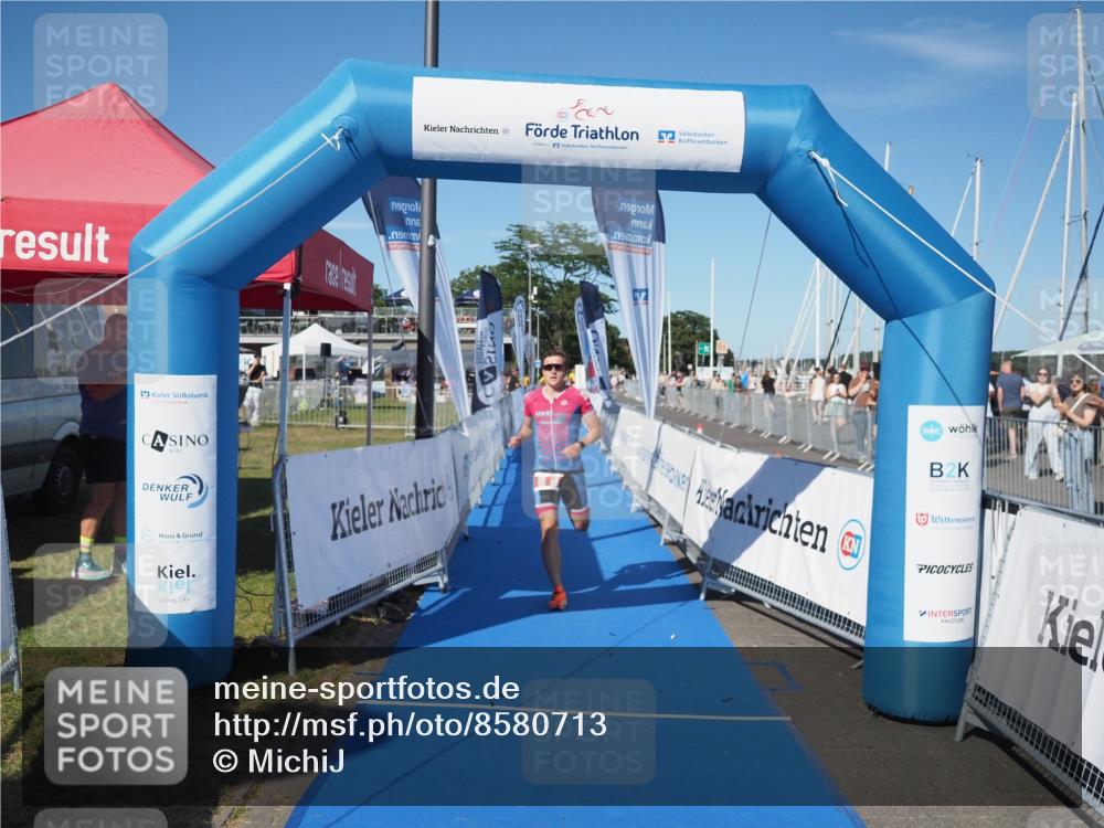 17.08.2025 - KN Förde Triathlon 2025 MichiJ http://msf.ph/oto/8580713 17.08.2025 16:25:05 Laufen 8 meine-sportfotos.de