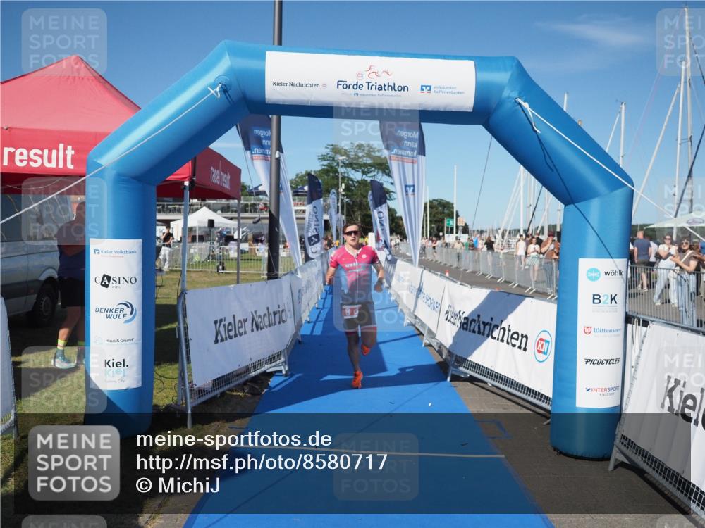 17.08.2025 - KN Förde Triathlon 2025 MichiJ http://msf.ph/oto/8580717 17.08.2025 16:25:05 Laufen 8 meine-sportfotos.de