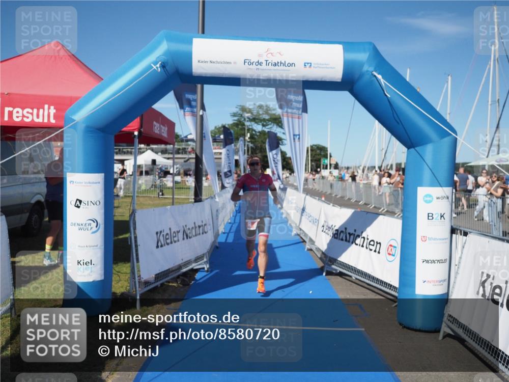 17.08.2025 - KN Förde Triathlon 2025 MichiJ http://msf.ph/oto/8580720 17.08.2025 16:25:05 Laufen 8 meine-sportfotos.de