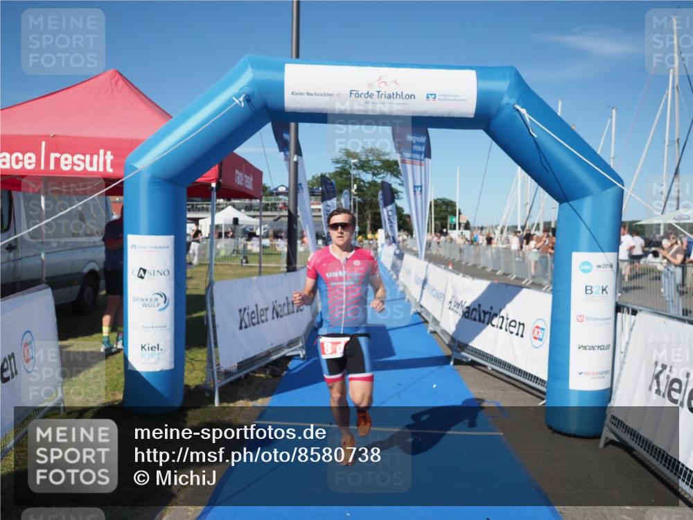 17.08.2025 - KN Förde Triathlon 2025 MichiJ http://msf.ph/oto/8580738 17.08.2025 16:25:05 Laufen 8 meine-sportfotos.de